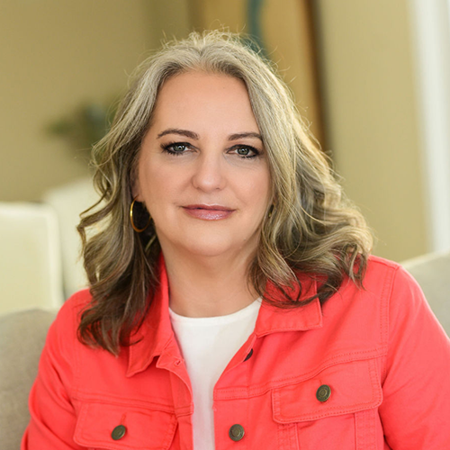 A portrait of the author Robin James